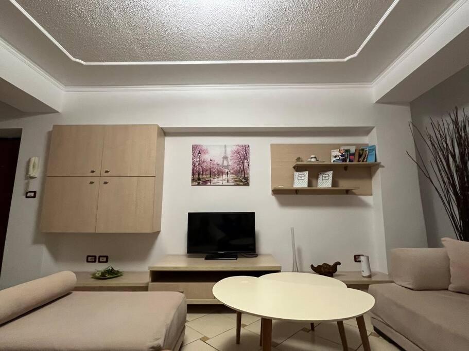Ak Terminal Apartments Драч Екстериор снимка