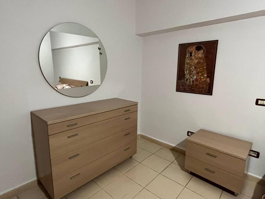 Ak Terminal Apartments Драч Екстериор снимка