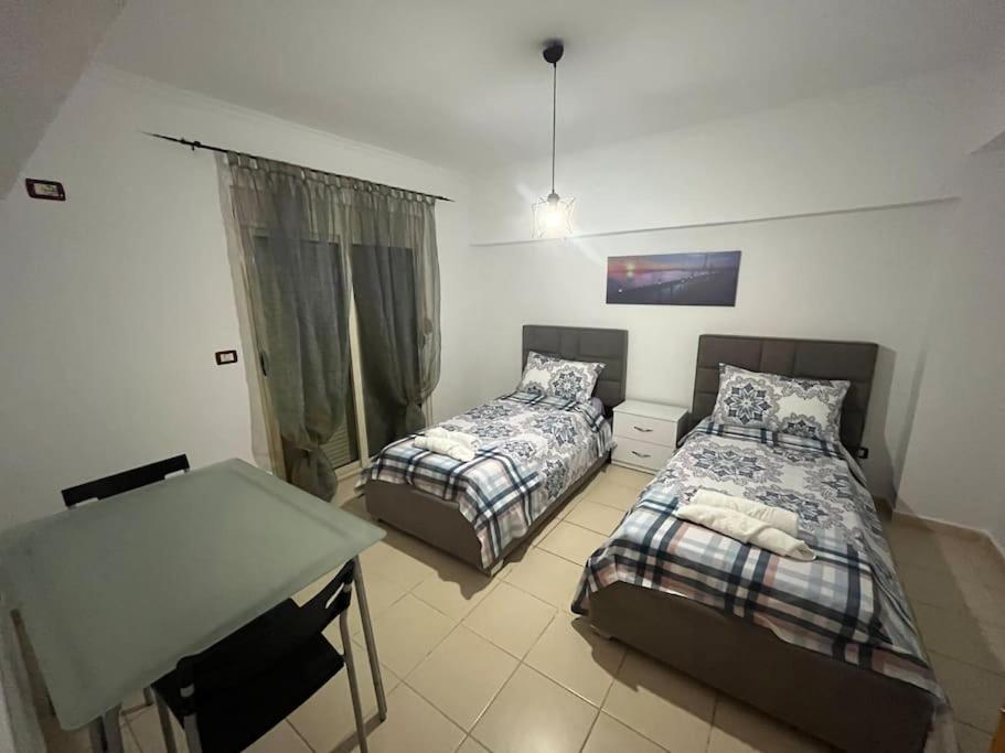 Ak Terminal Apartments Драч Екстериор снимка